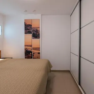 Esther's Sea View Apartment
