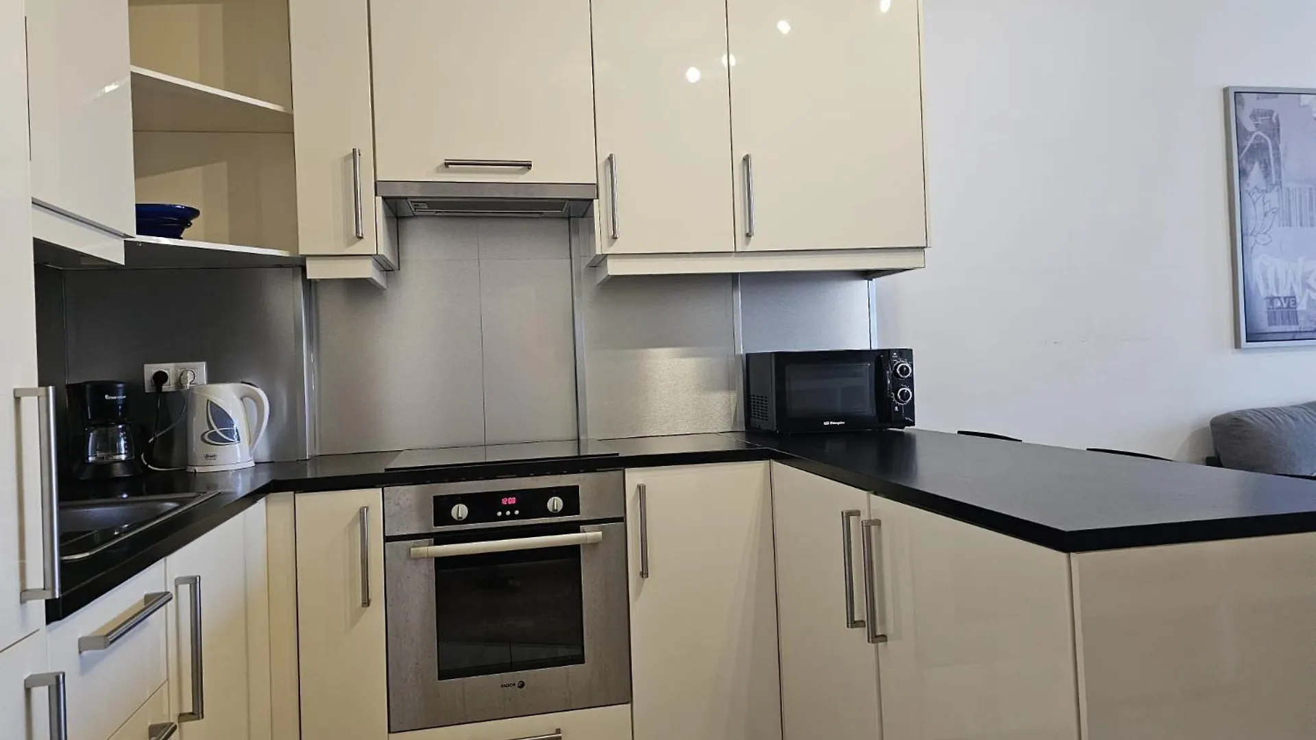 Iguazu Yumbo - Two Bedroom Apt Playa del Ingles  0*, Playa del Ingles (Gran Canaria)