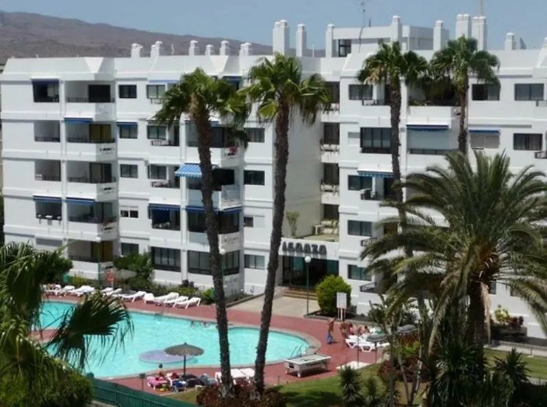 Iguazu Yumbo - Two Bedroom Apt contacts